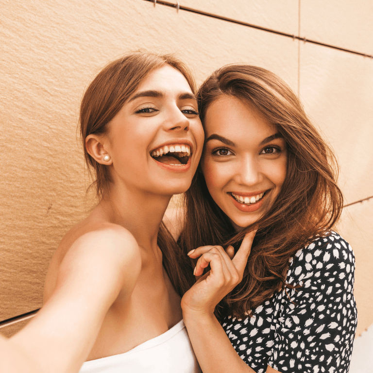 RadiantGlow: Nourishes and Hydrates Skin