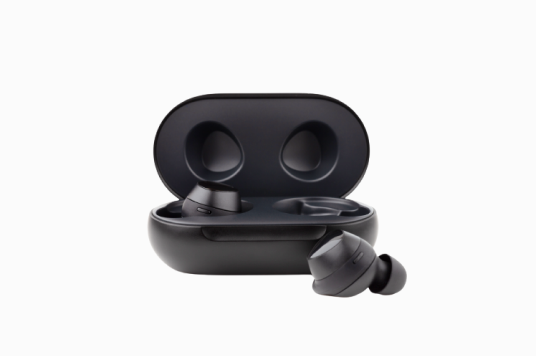 Black Ear-Plug Headphone