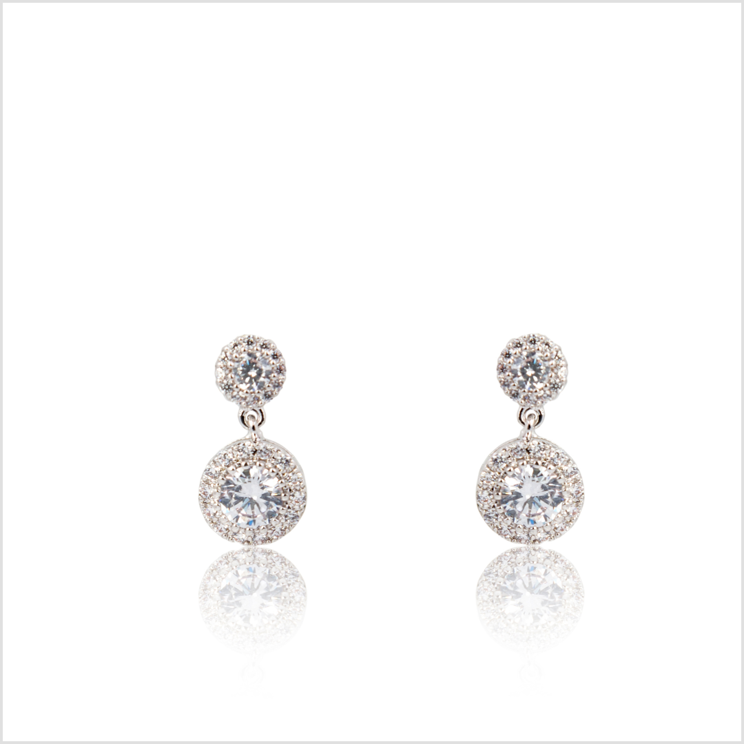 ES Solitaire Diamond Stud Earrings in Siliver